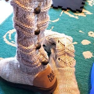 Crocheted boots